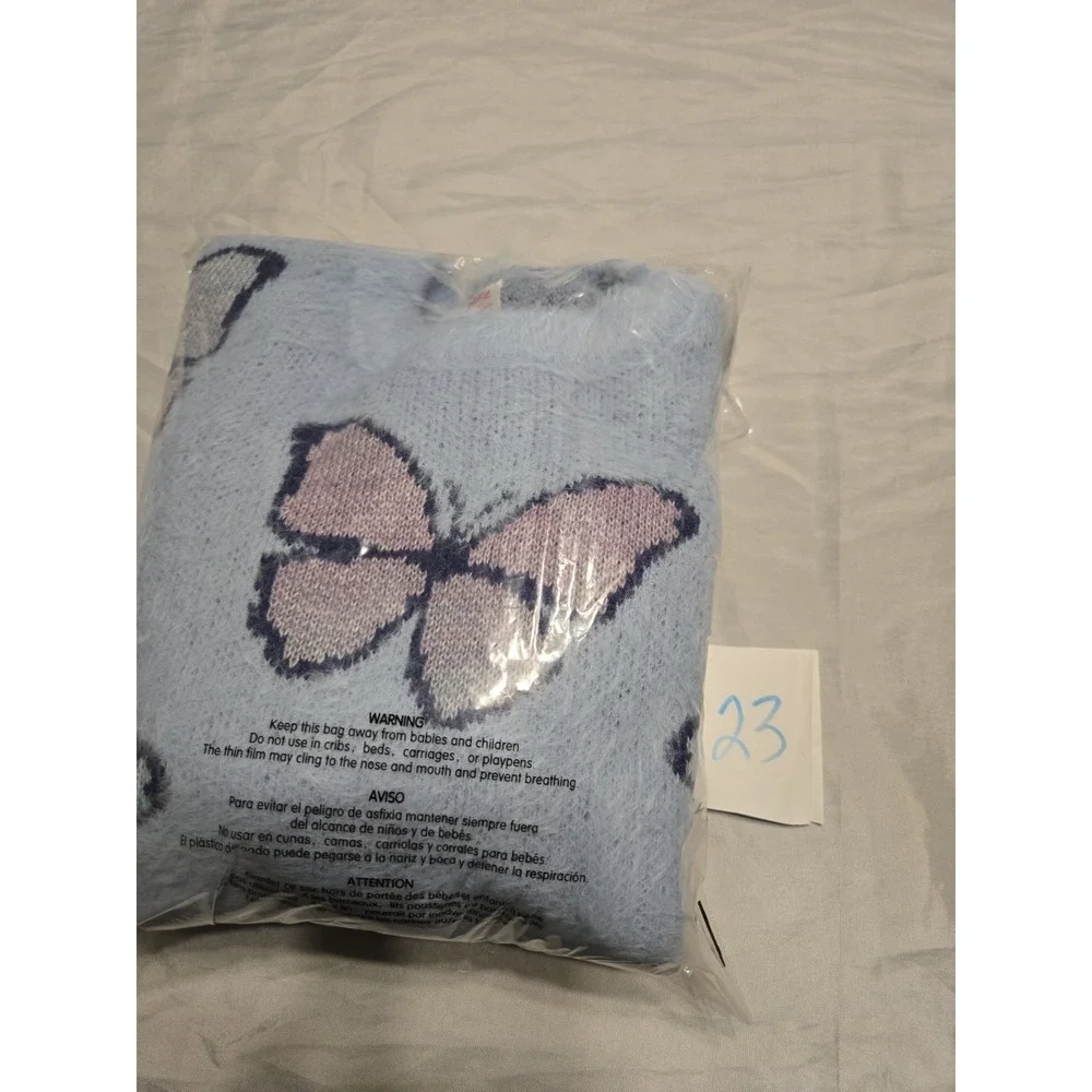 NWT Justice Girls Crew Neck Eyelash Sweater Butterflies Medium 10 Pullover Fuzzy